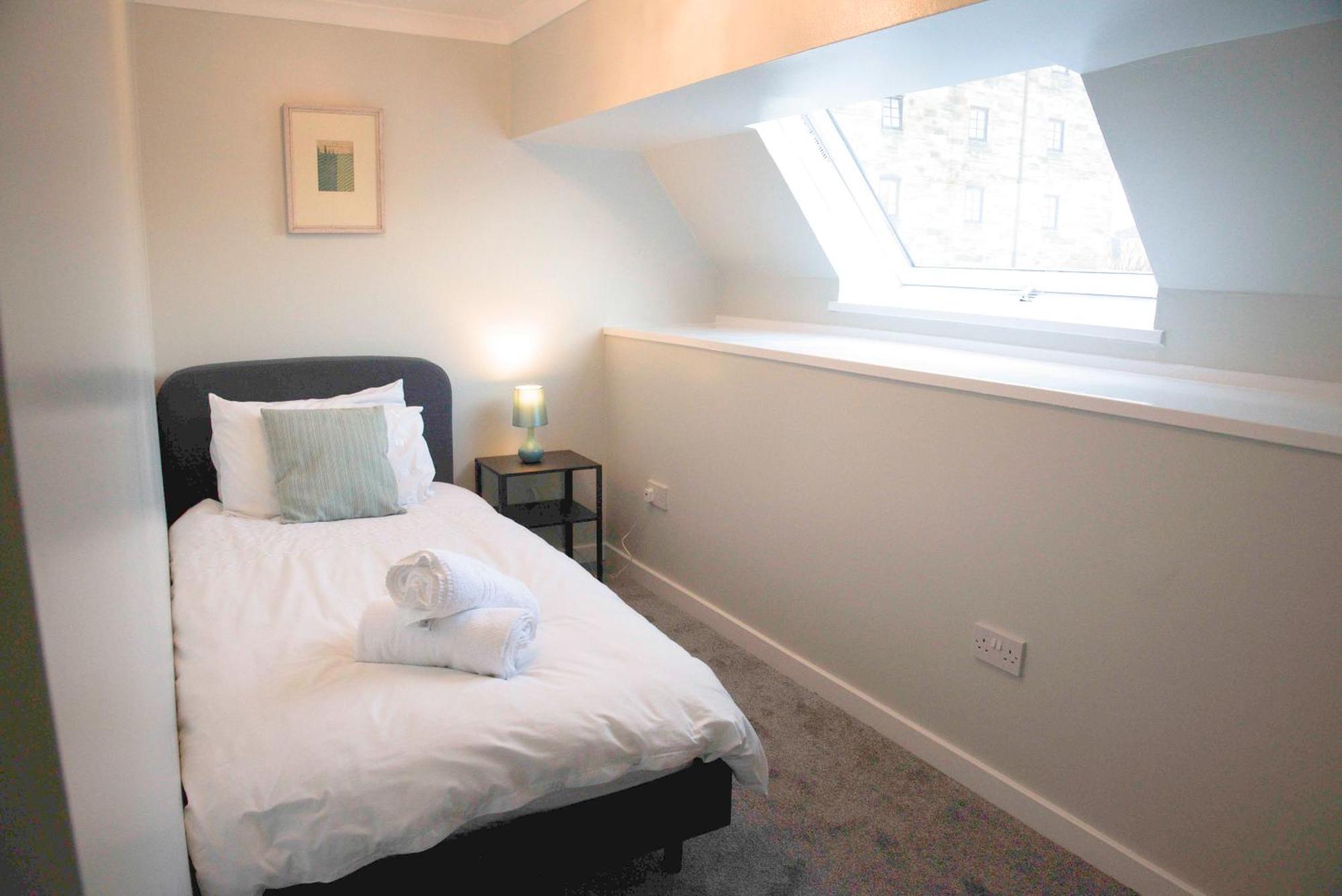 Fabulous Stylish Flat In Merchant City & Free Secure Parking Glasgow Extérieur photo