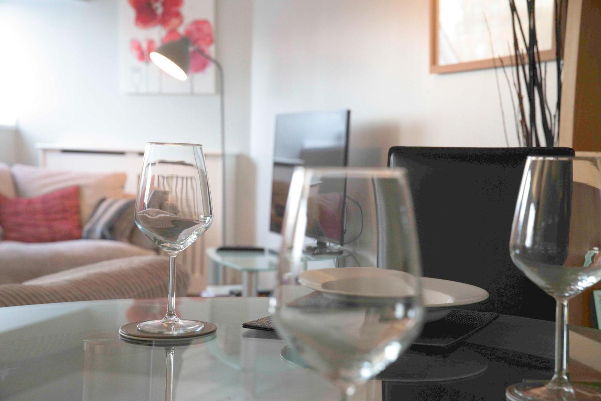 Fabulous Stylish Flat In Merchant City & Free Secure Parking Glasgow Extérieur photo